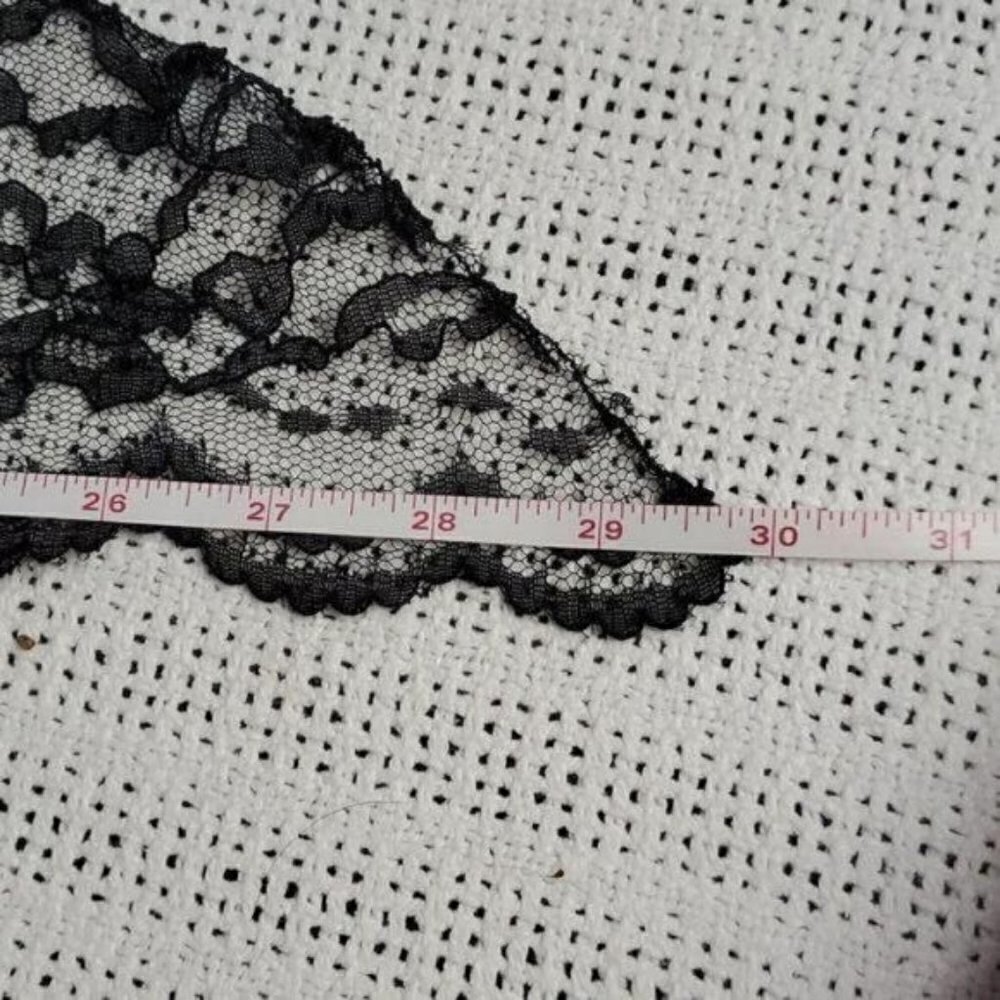 Vintage 60-70's Black Lace Prayer Headcovering - Picture 4 of 5